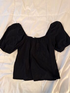 Old Navy Black Puff-Sleeve Square Neck Crop Top